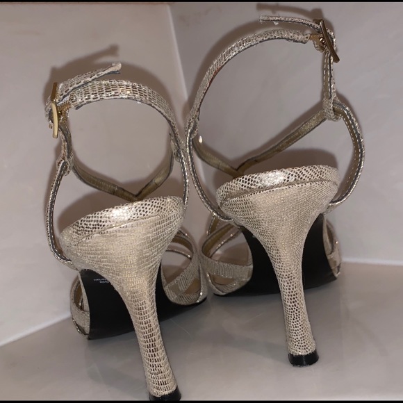 Kelly & Katie Dressy Shiny Gold Heels 8 - Picture 5 of 10